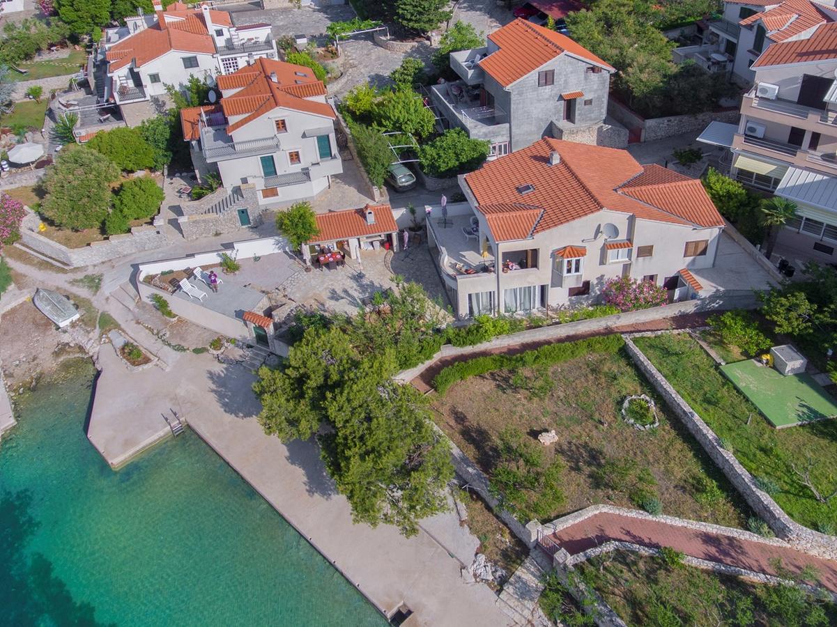 Sea Breeze - Front Sea Apartment Zaboric Exterior foto